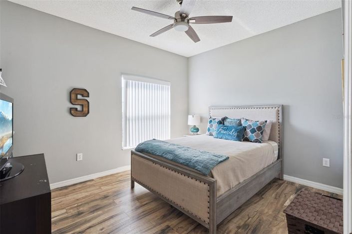 Image No.25-3 Bed Property for sale