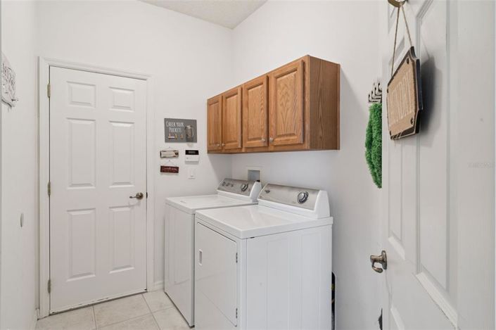 Image No.26-3 Bed Property for sale