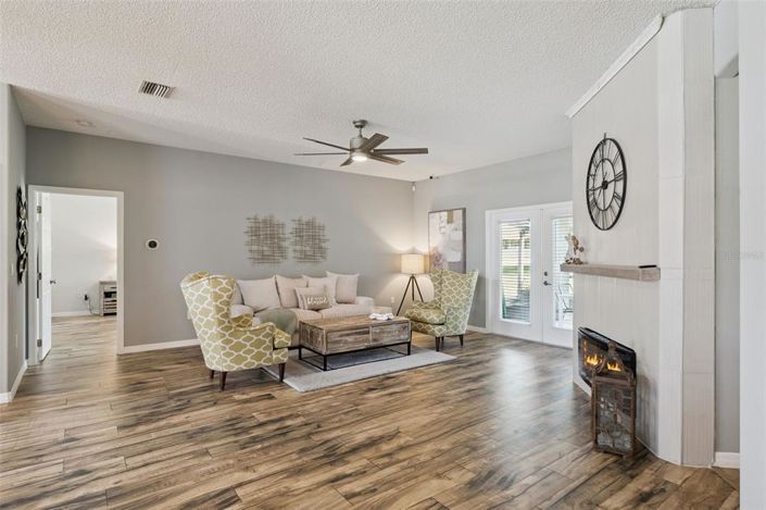 Image No.5-3 Bed Property for sale