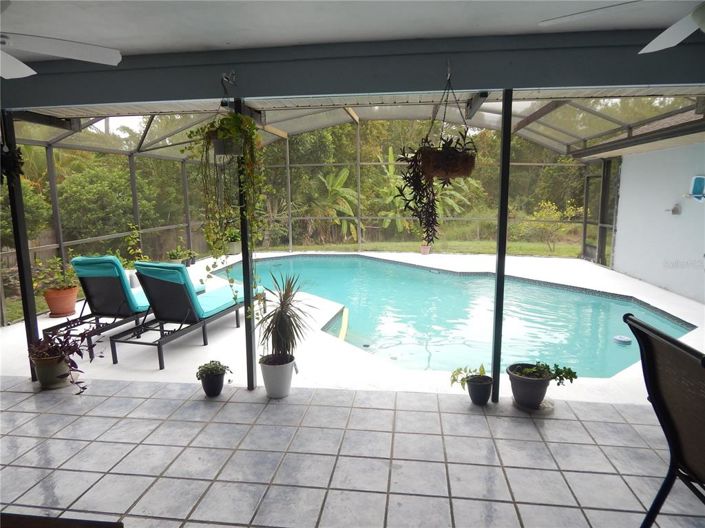 Image No.19-4 Bed Property for sale