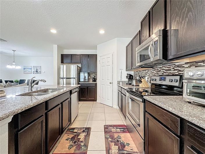 Image No.18-4 Bed Property for sale