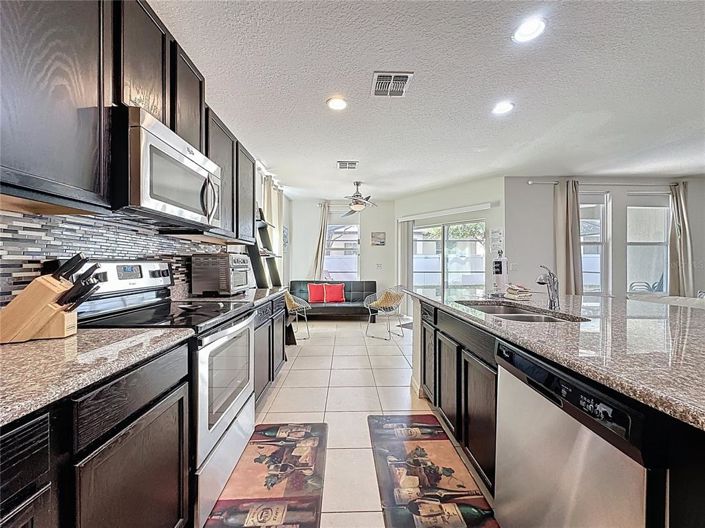 Image No.19-4 Bed Property for sale