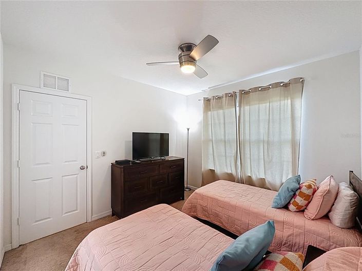 Image No.38-4 Bed Property for sale