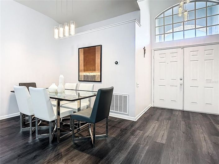 Image No.10-3 Bed Property for sale