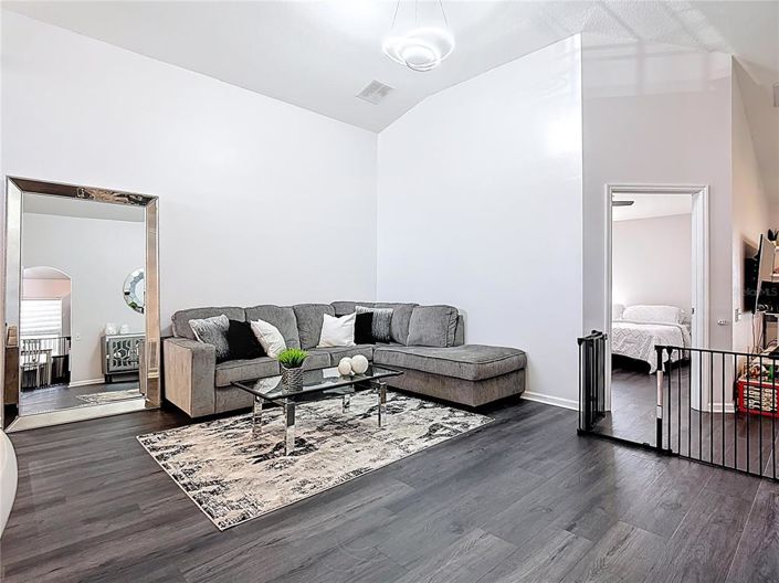 Image No.11-3 Bed Property for sale