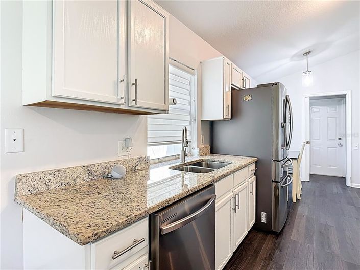 Image No.20-3 Bed Property for sale