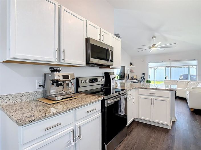 Image No.22-3 Bed Property for sale