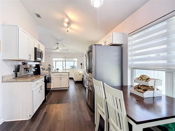 Image No.24-3 Bed Property for sale