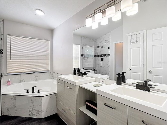 Image No.35-3 Bed Property for sale