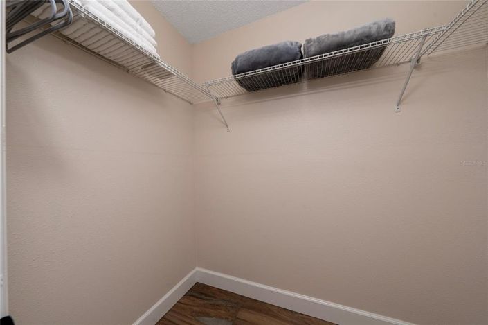 Image No.22-3 Bed Property for sale