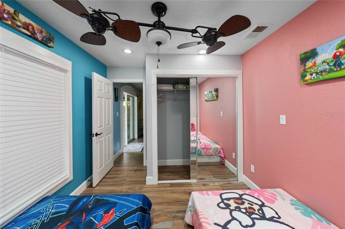 Image No.24-3 Bed Property for sale