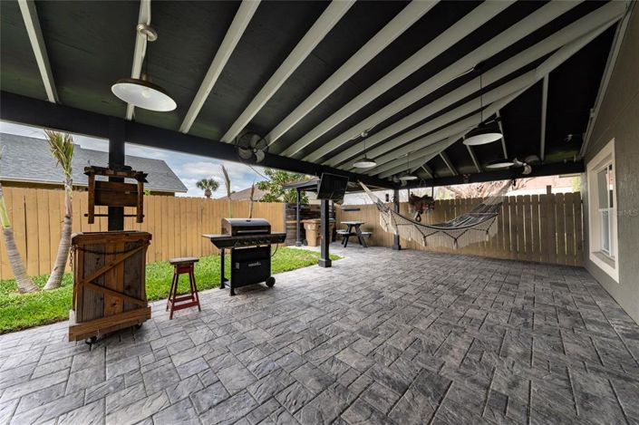 Image No.26-3 Bed Property for sale