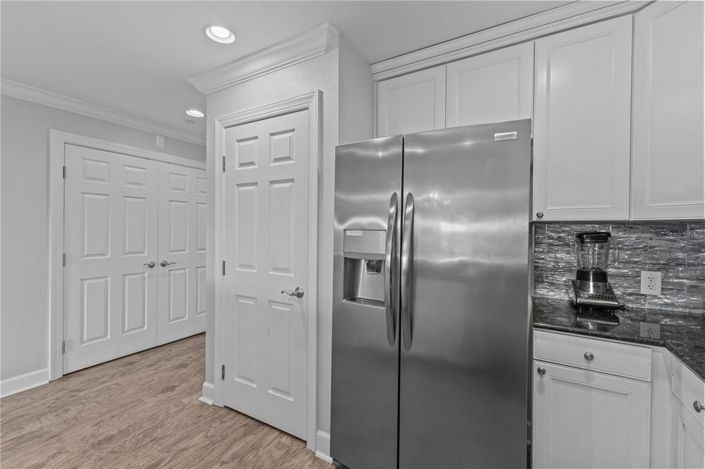 Image No.10-3 Bed Property for sale