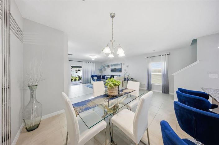 Image No.12-4 Bed Property for sale