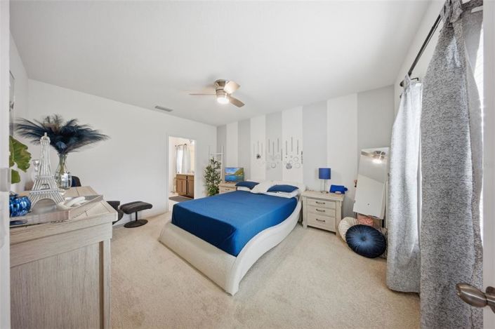 Image No.18-4 Bed Property for sale