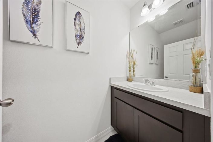 Image No.6-4 Bed Property for sale