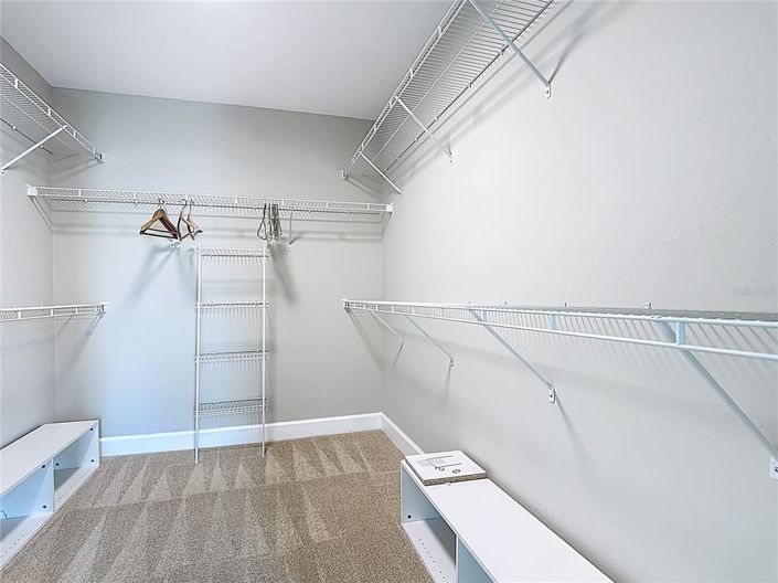 Image No.19-3 Bed Property for sale