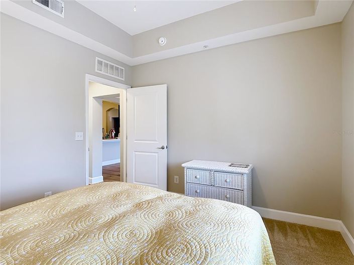 Image No.25-3 Bed Property for sale