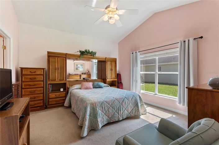 Image No.23-3 Bed Property for sale