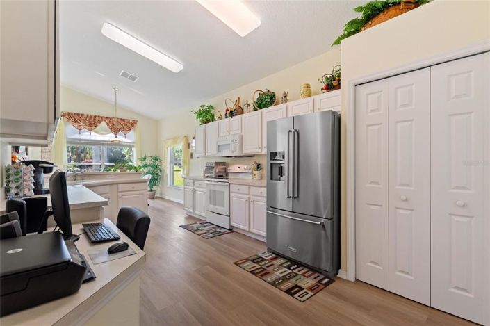 Image No.4-3 Bed Property for sale