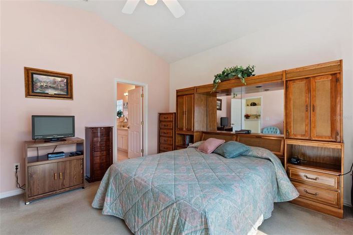 Image No.5-3 Bed Property for sale