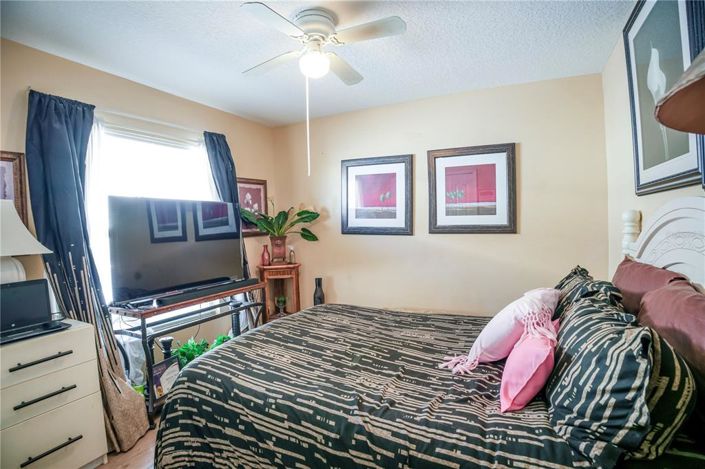 Image No.18-Propriété de 4 chambres à vendre à Clermont