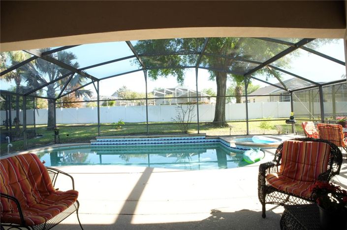 Image No.20-Propriété de 4 chambres à vendre à Clermont