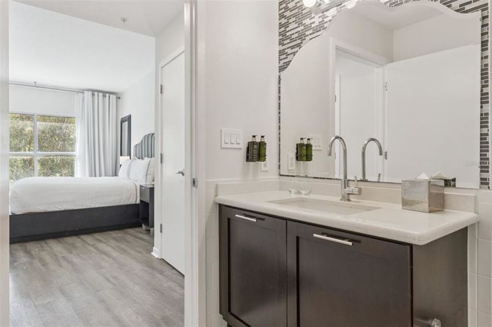 Image No.14-2 Bed Property for sale