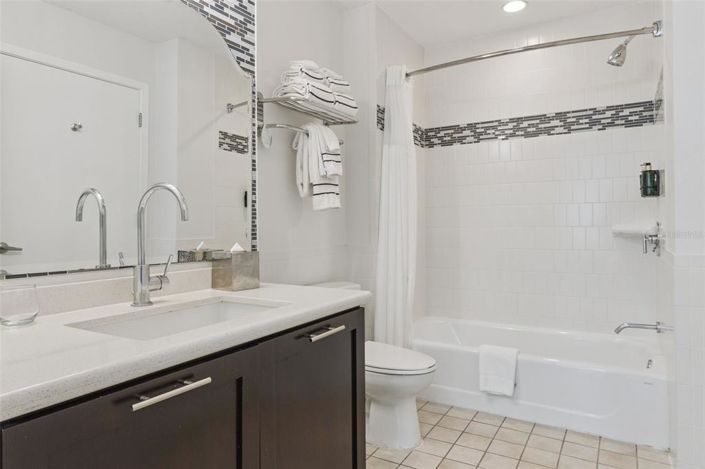 Image No.19-2 Bed Property for sale