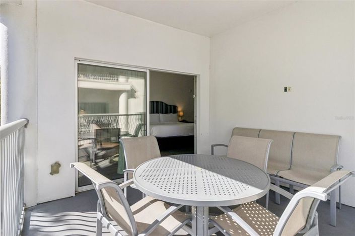 Image No.20-2 Bed Property for sale