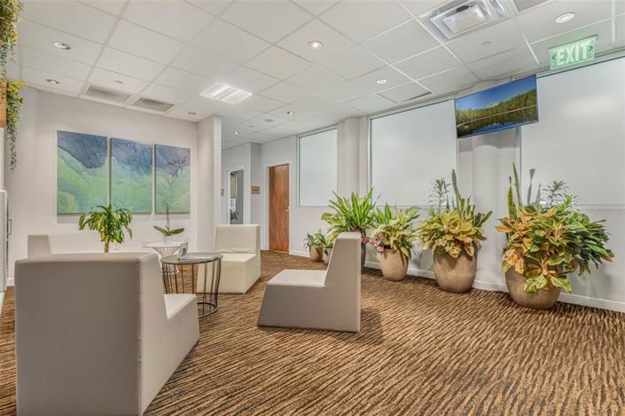 Image No.25-2 Bed Property for sale