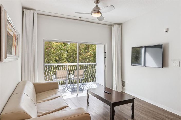 Image No.3-2 Bed Property for sale