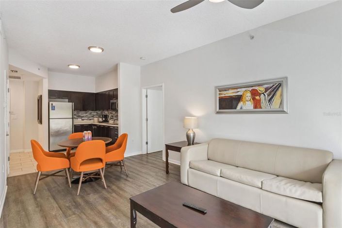 Image No.4-2 Bed Property for sale