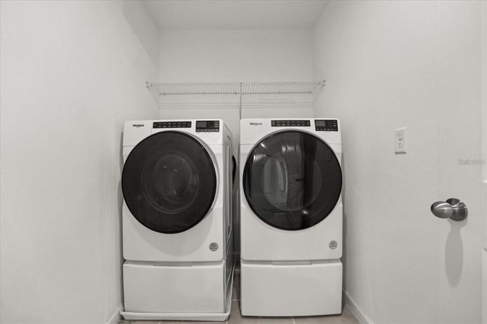 Image No.19-5 Bed Property for sale