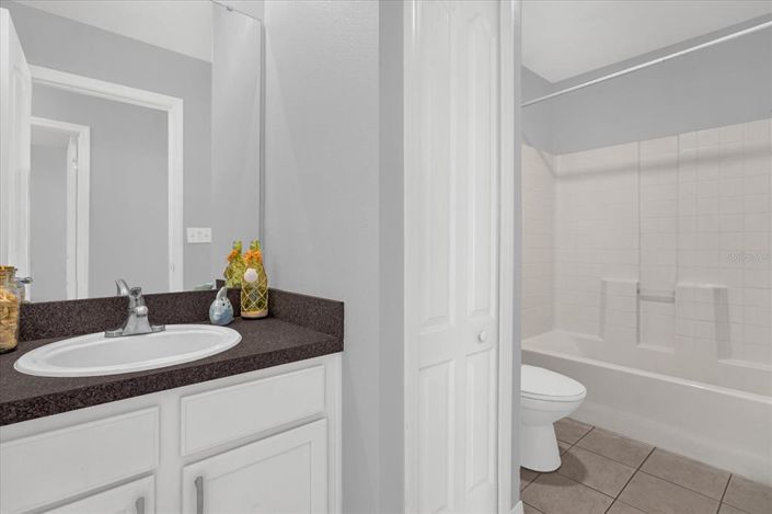 Image No.14-4 Bed Property for sale