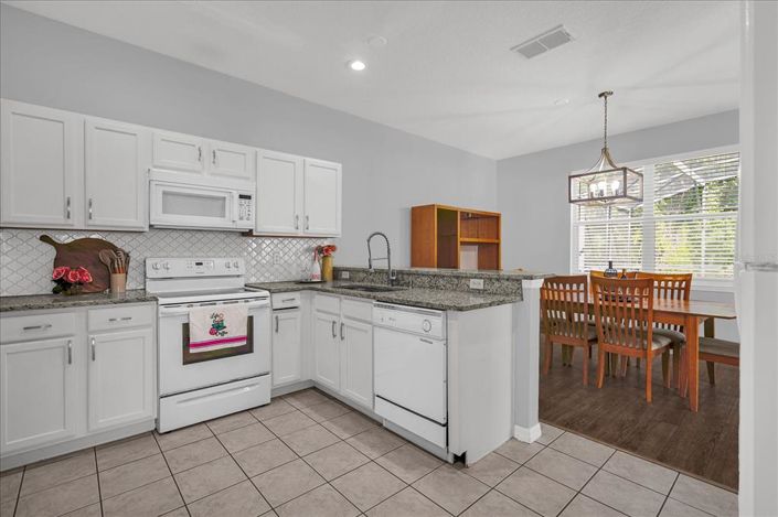 Image No.3-4 Bed Property for sale