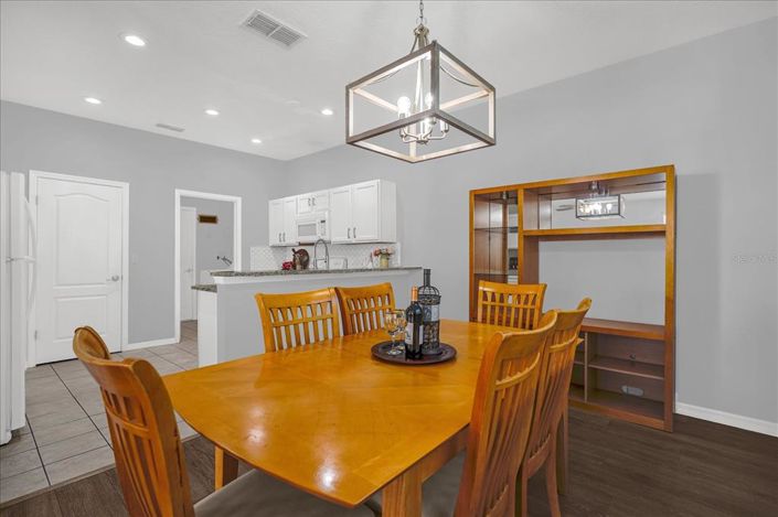 Image No.9-4 Bed Property for sale