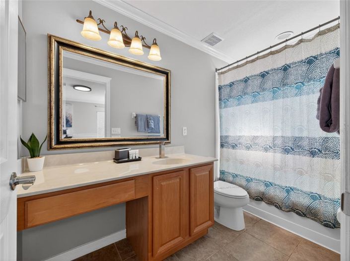 Image No.23-6 Bed Property for sale