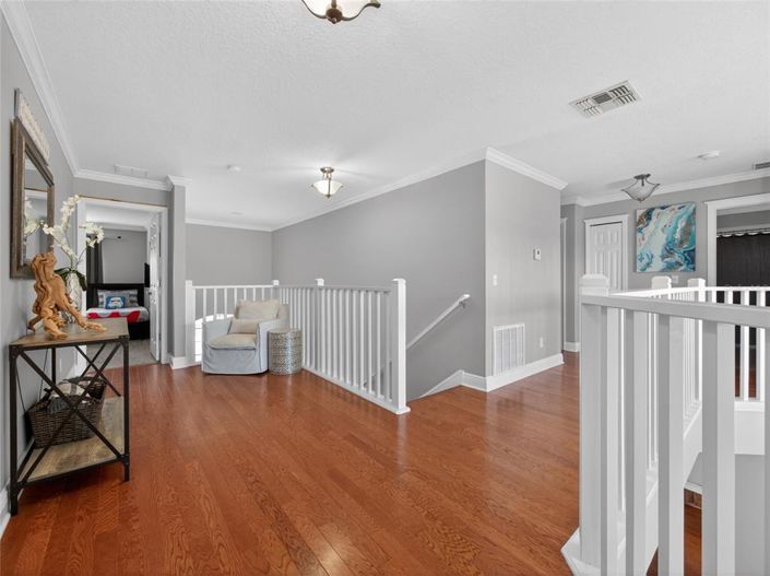 Image No.25-6 Bed Property for sale