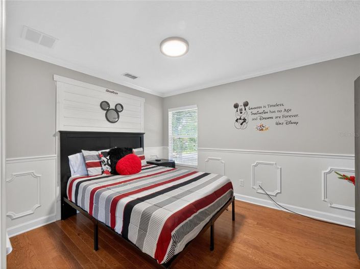 Image No.26-6 Bed Property for sale