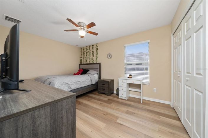 Image No.15-5 Bed Property for sale