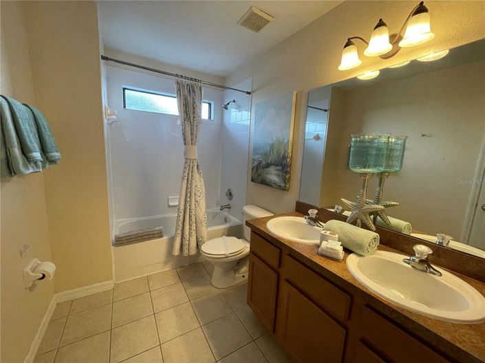 Image No.34-Propriété de 4 chambres à vendre à Clermont