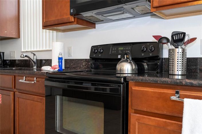 Image No.15-4 Bed Property for sale