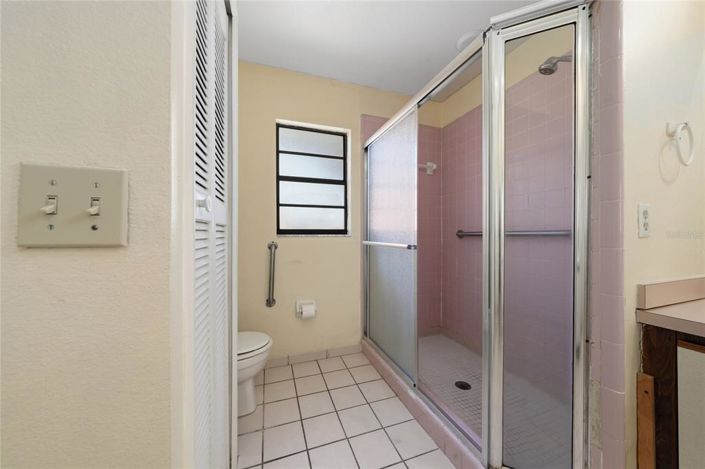 Image No.22-3 Bed Property for sale