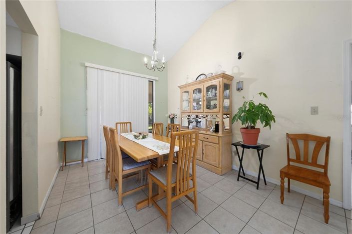 Image No.8-3 Bed Property for sale