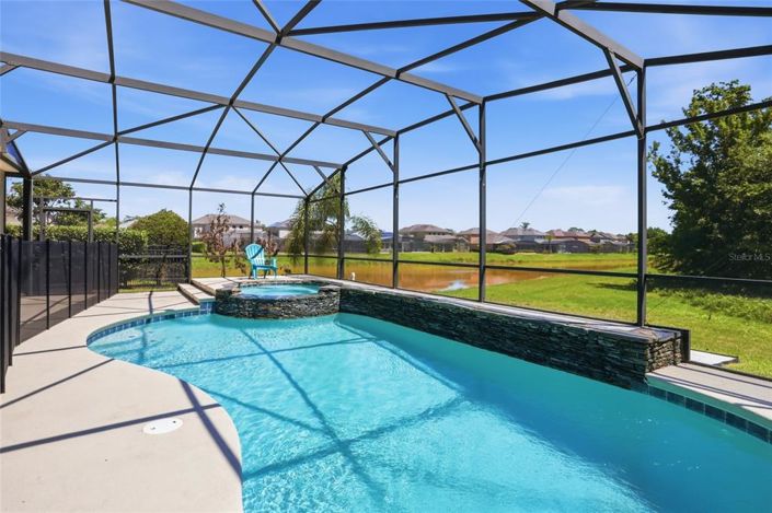 Image No.2-5 Bed Property for sale