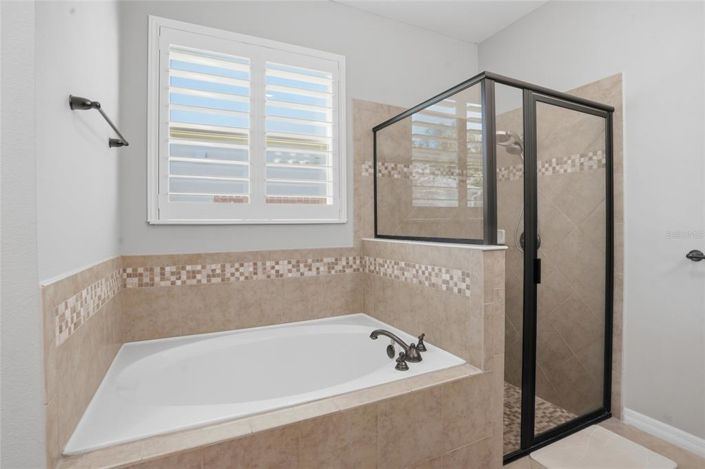 Image No.22-5 Bed Property for sale