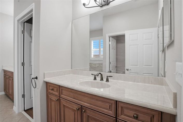 Image No.25-5 Bed Property for sale