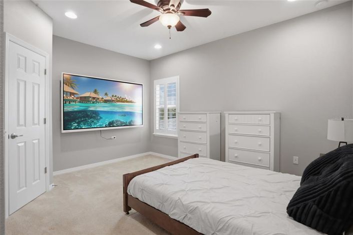 Image No.33-5 Bed Property for sale