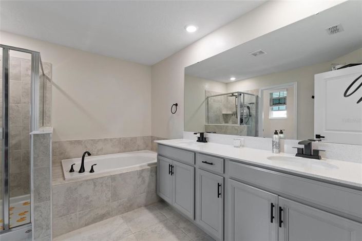 Image No.23-3 Bed Property for sale